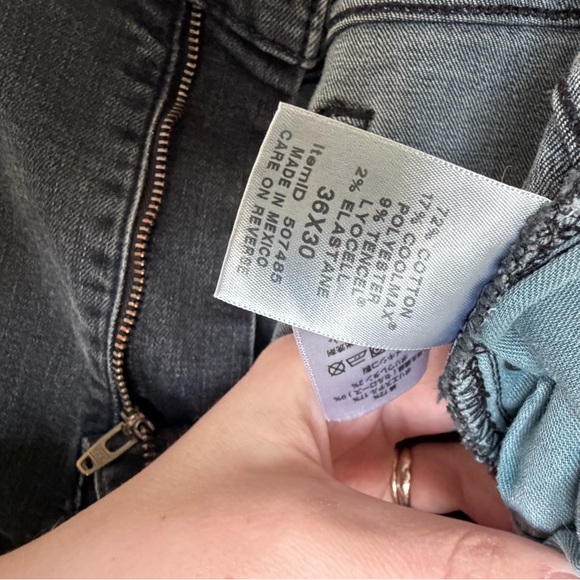 Men's BeanFlex® Jeans, Standard Athletic Fit, Straight Leg 36x30 - Picture 5 of 5